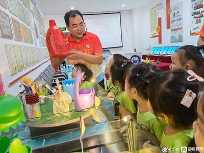 科技加碼，拓展體驗(yàn) 滕州創(chuàng)新第二課堂教育實(shí)踐